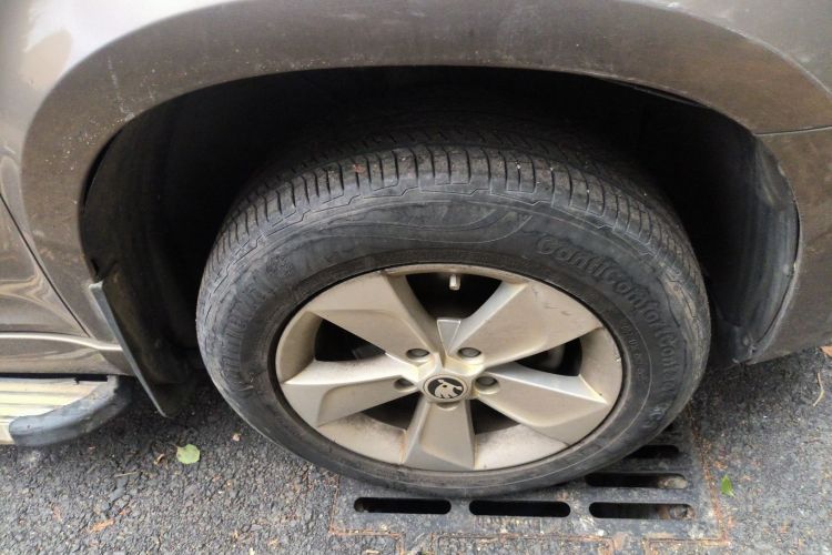 Skoda Yeti 2016 car image #6