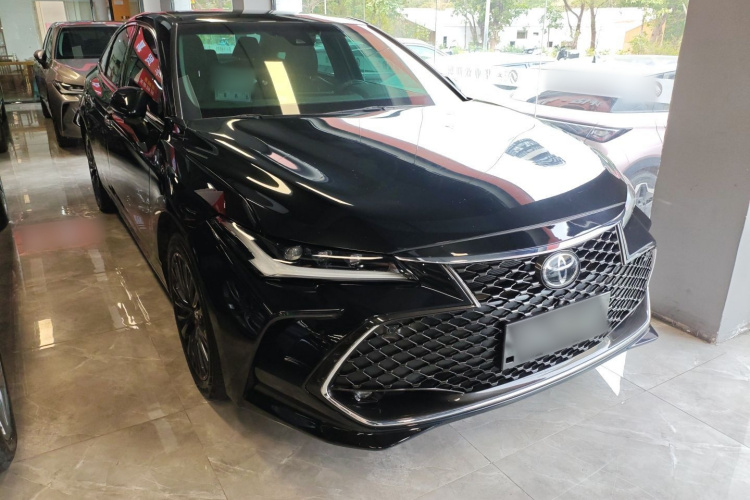 Toyota Avalon 2023 car image #6