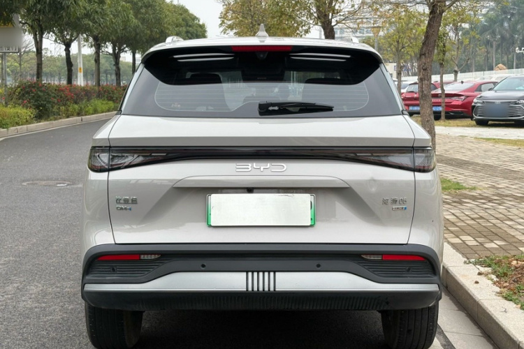 BYD Sea Lion 05 DM-i 2025 image de voiture #6