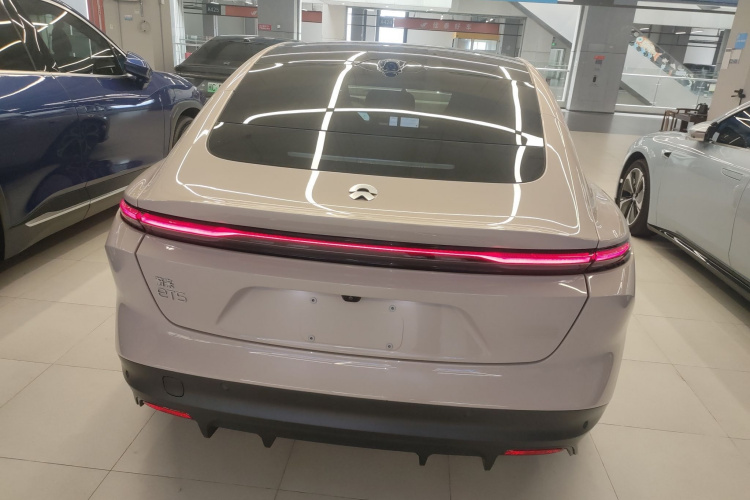 蔚来 蔚来ET5 2023 汽车图片 #6