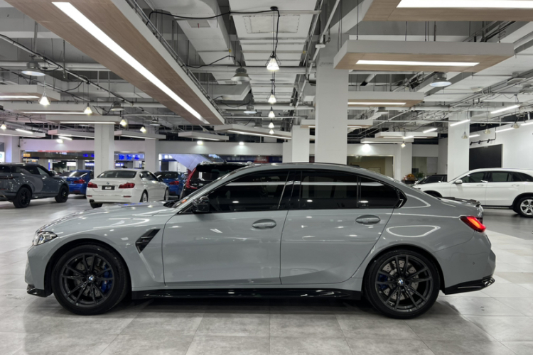 BMW M3 2024 изображение автомобиля #6