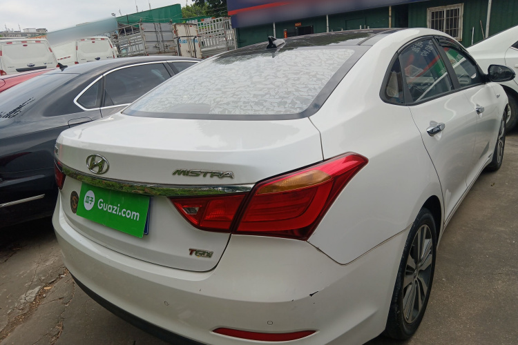 Hyundai Mistra 2016 #6 Hyundai Mistra 2016 car image #6