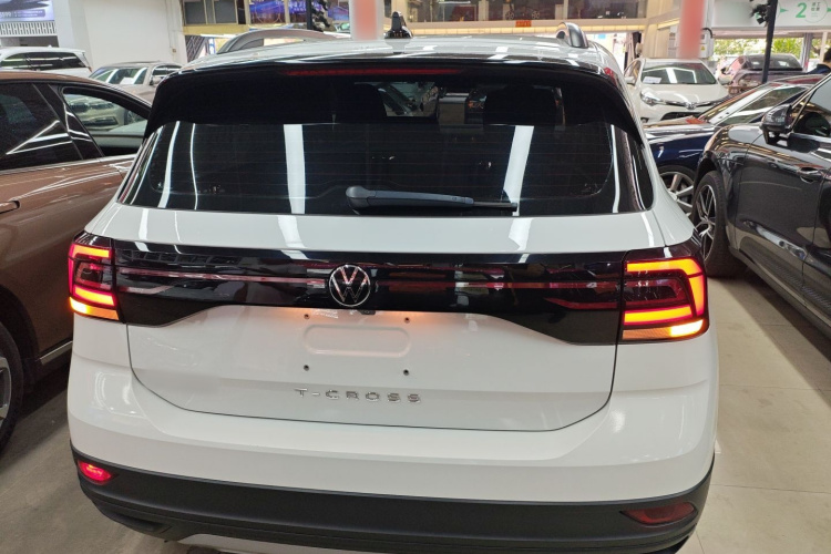 Volkswagen T-Cross 2023 #6 Volkswagen T-Cross 2023 immagine di auto #6