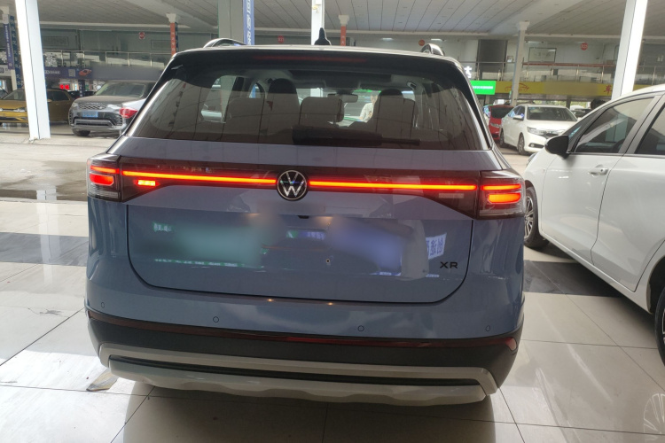 Volkswagen Tharu 2024 car image #6