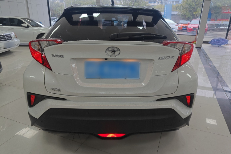 Toyota Izoa 2020 car image #6