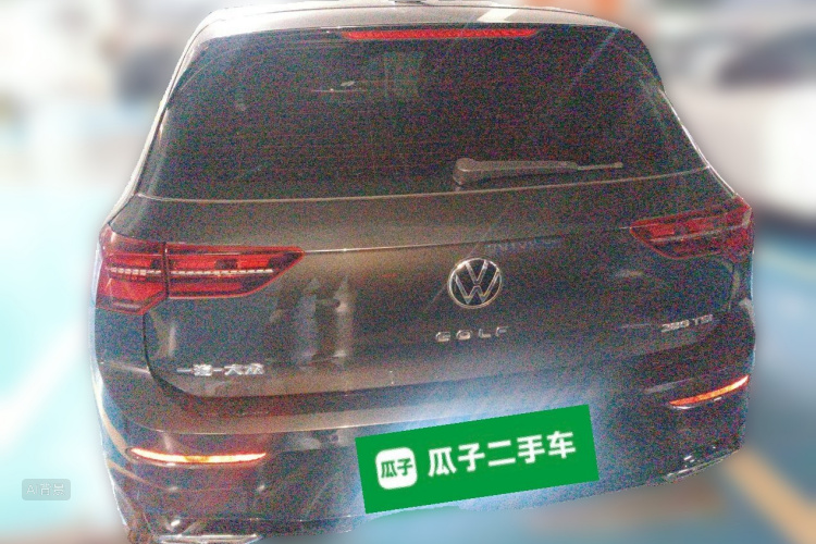 Volkswagen Golf 2021 car image #6