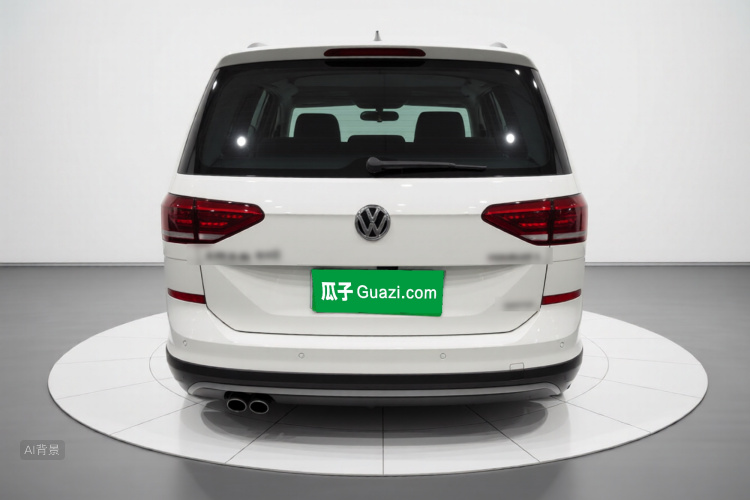 Volkswagen Touran 2020 car image #6