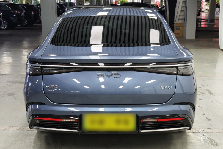 BYD Seal 07 DM-i 2024 صورة سيارة #6