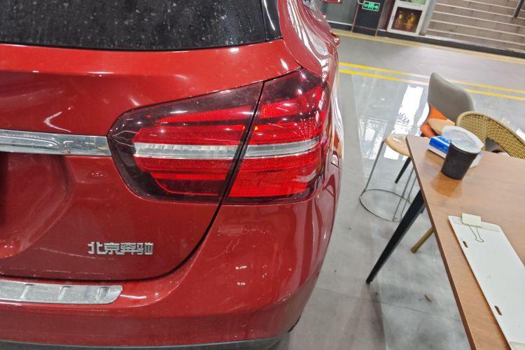 Mercedes-Benz GLA Class 2020 car image #6