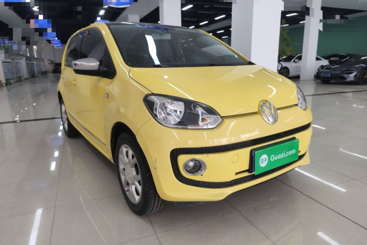 Volkswagen up! 2016 car image #6