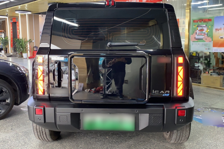 2025 car image #6