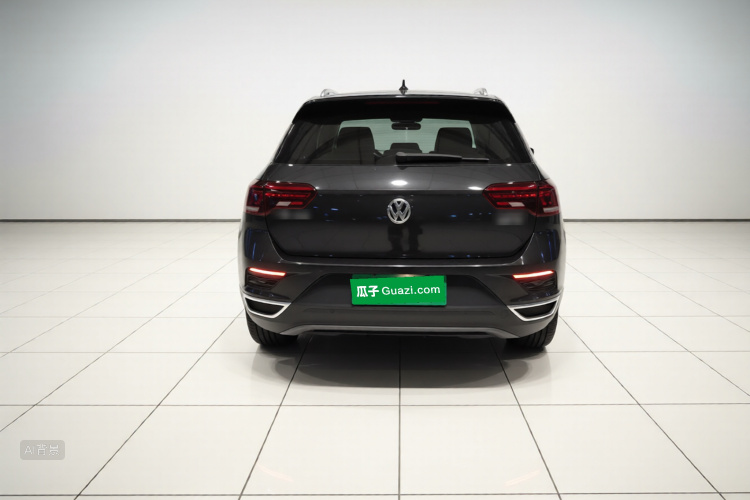 Volkswagen T-Roc 2019 car image #6