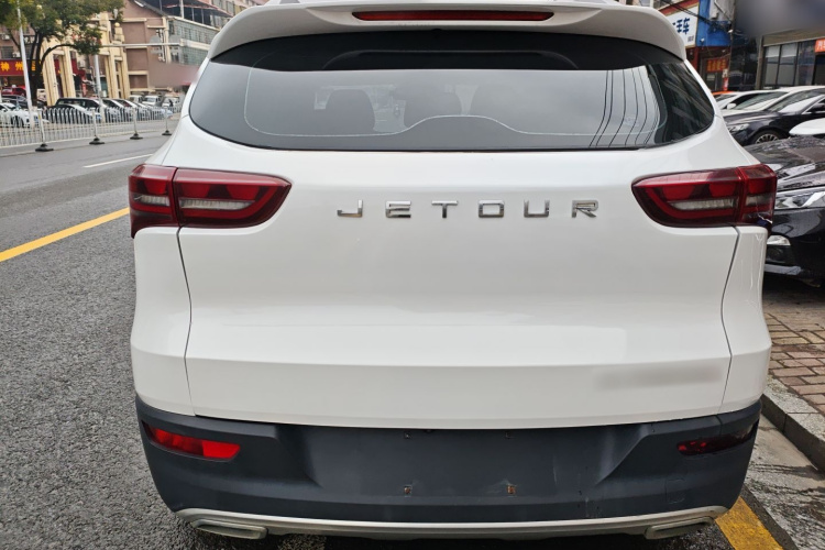 X70M 2021 car image #6