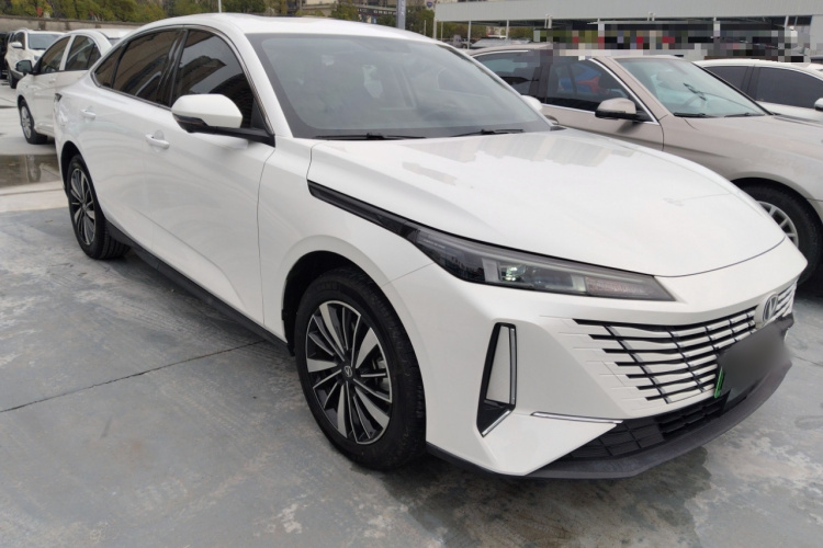 Changan EadoPHEV 2025 imagem de carro #6