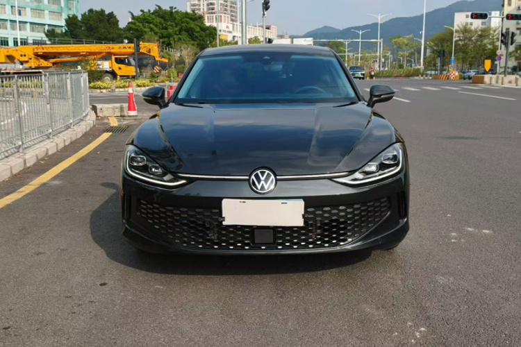 Volkswagen Lamando 2024 car image #6