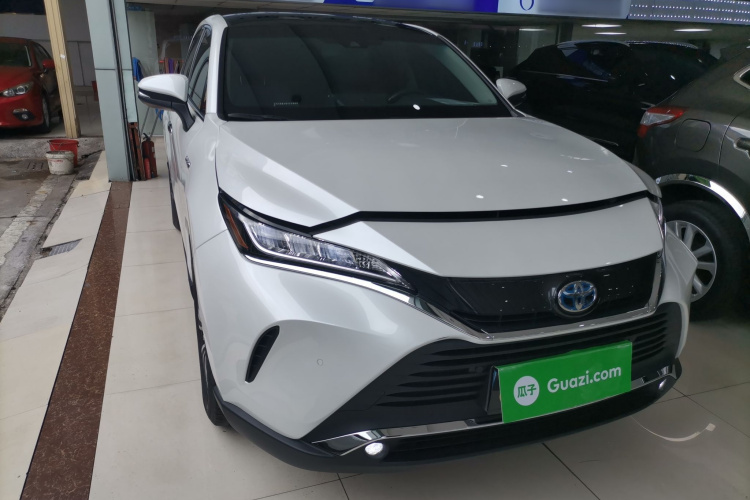 Toyota Harrier 2023 car image #6