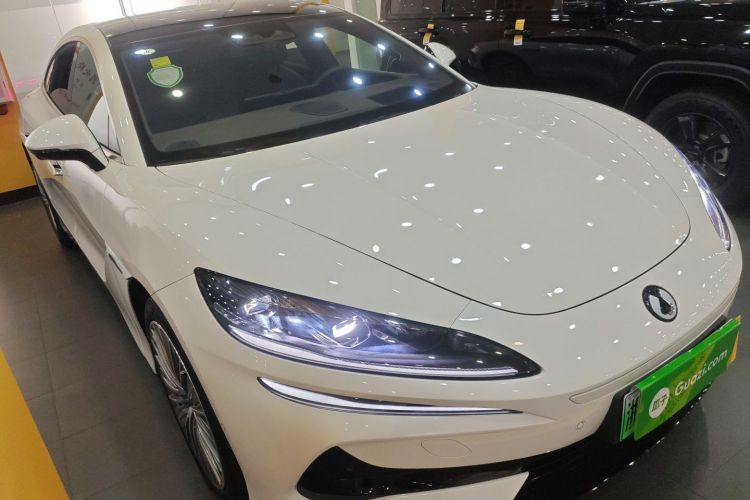 Denza Z9 2024 imagem de carro #6