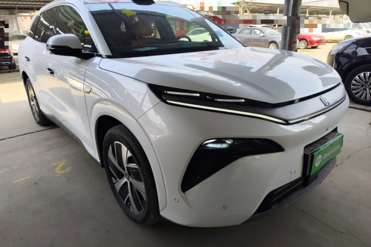 BYD Tang L 2025 immagine di auto #6