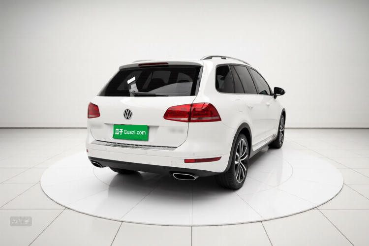 Volkswagen Touareg 2015 car image #6