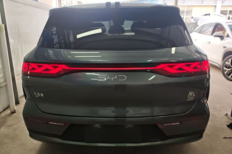BYD Tang L 2025 car image #6