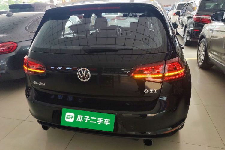 Volkswagen GolfGTI 2017 immagine di auto #6