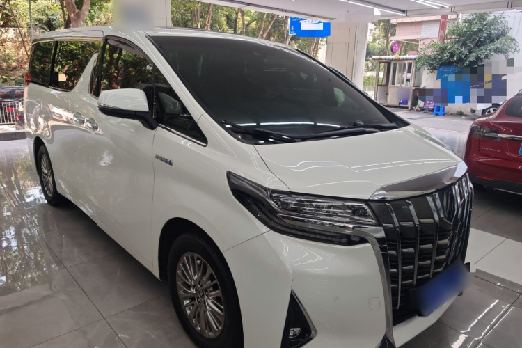 Toyota Alphard 2022 car image #6