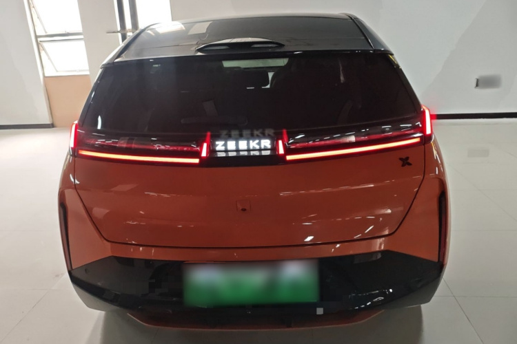 Zeekr X 2024 immagine di auto #6