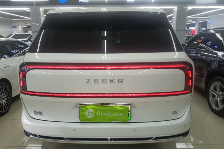 极氪 极氪9X 2025 汽车图片 #6