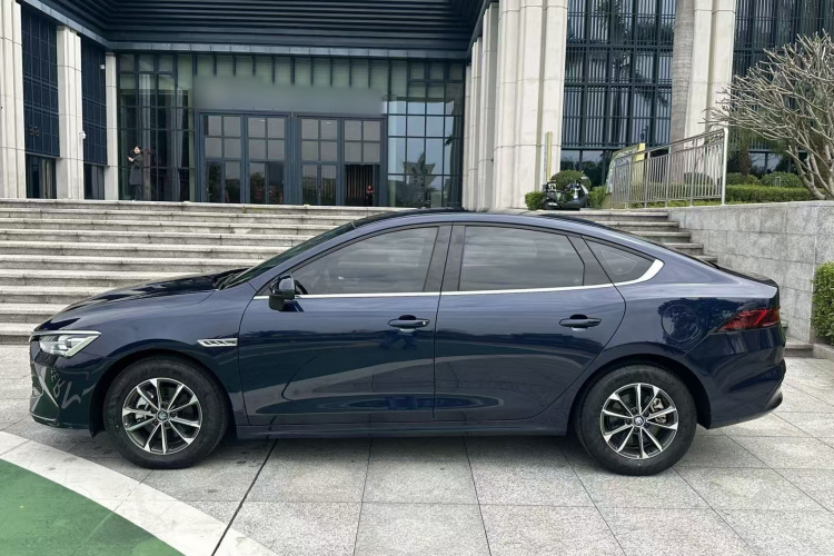 BYD Qin Plus 2024 imagem de carro #6