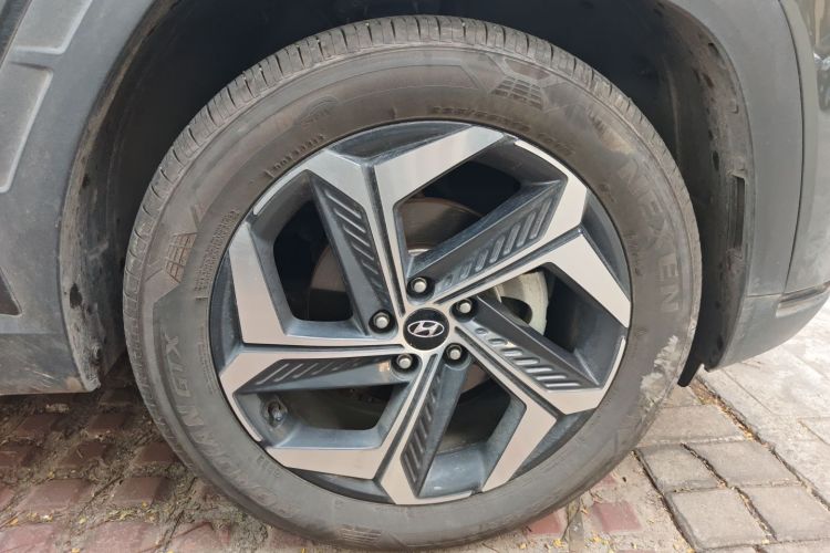 Hyundai Tucson 2023 immagine di auto #6