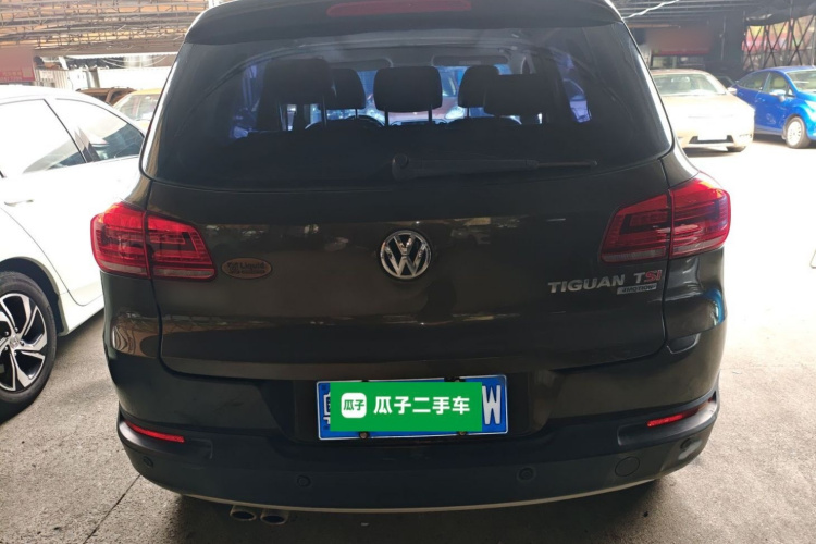 Volkswagen Tiguan 2015 car image #6