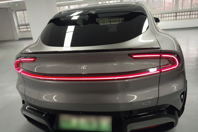 MI YU7 2025 immagine di auto #6