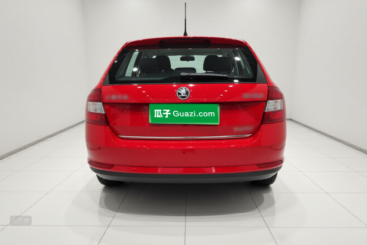 Skoda Rapid Spaceback 2015 immagine di auto #6