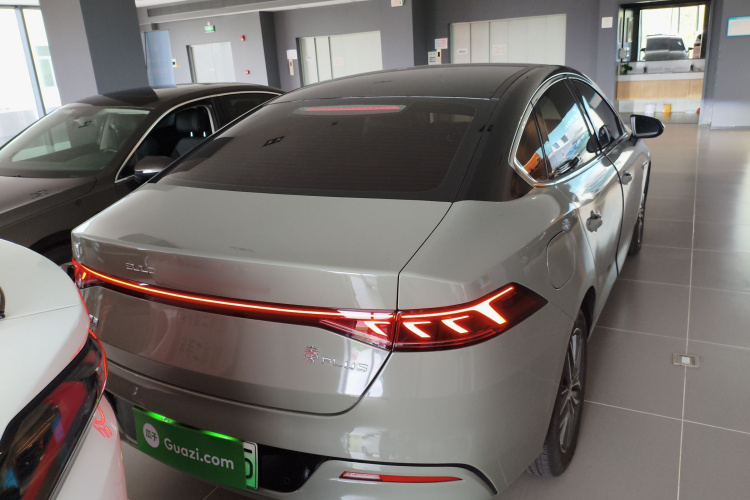 BYD Qin Plus 2023 imagem de carro #6