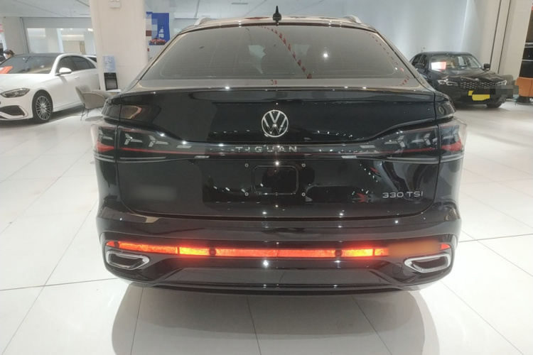 Volkswagen Tiguan X 2022 immagine di auto #6