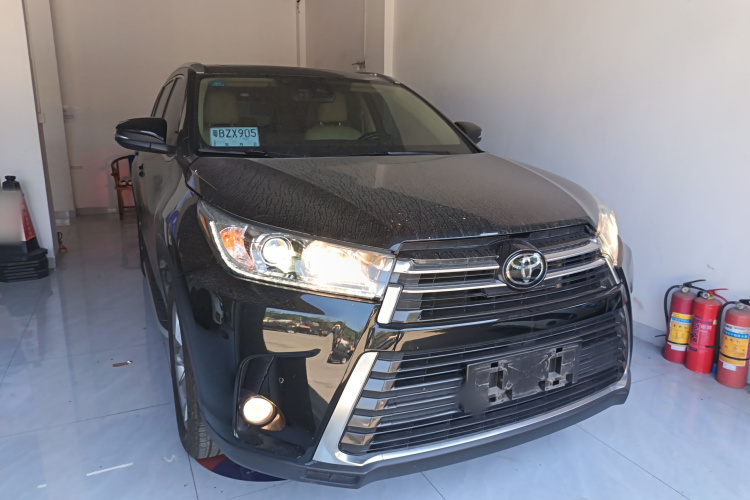 Toyota Highlander 2020 car image #6