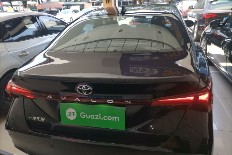 Toyota Avalon 2022 car image #6