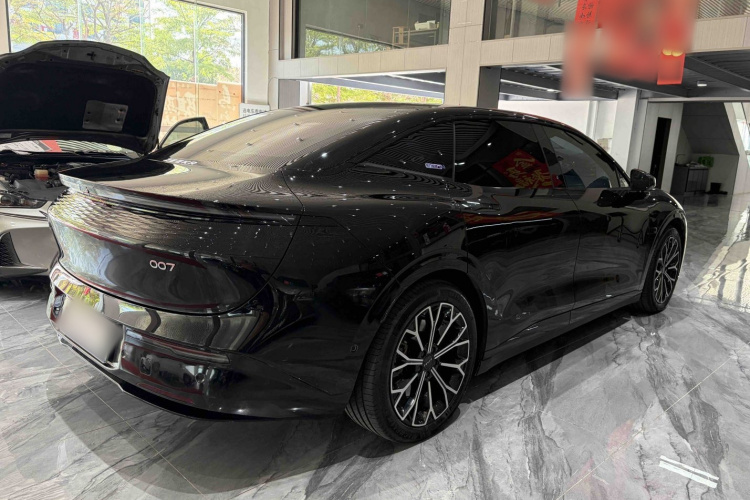 极氪 极氪007 2024 汽车图片 #6