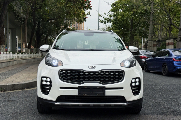 Kia KX5 2017 صورة سيارة #6