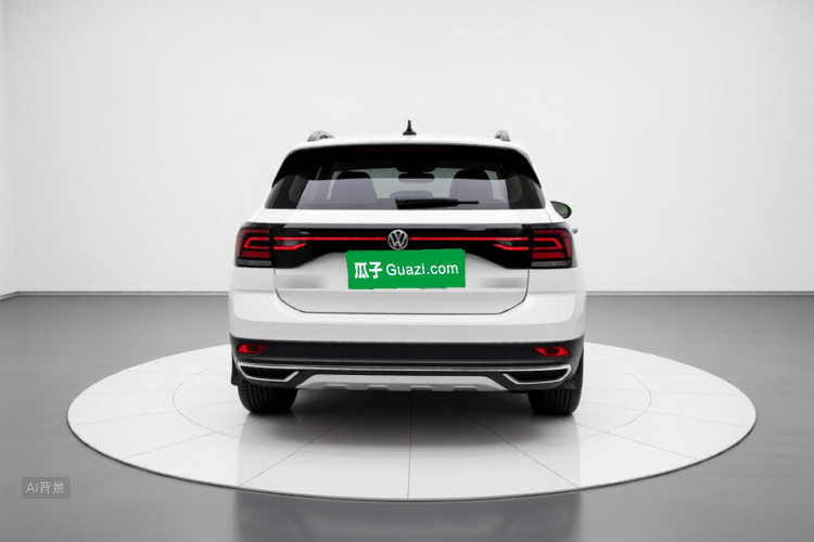 Volkswagen T-Cross 2020 car image #6