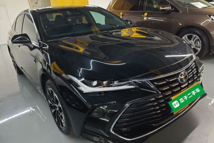 Toyota Avalon 2023 car image #6