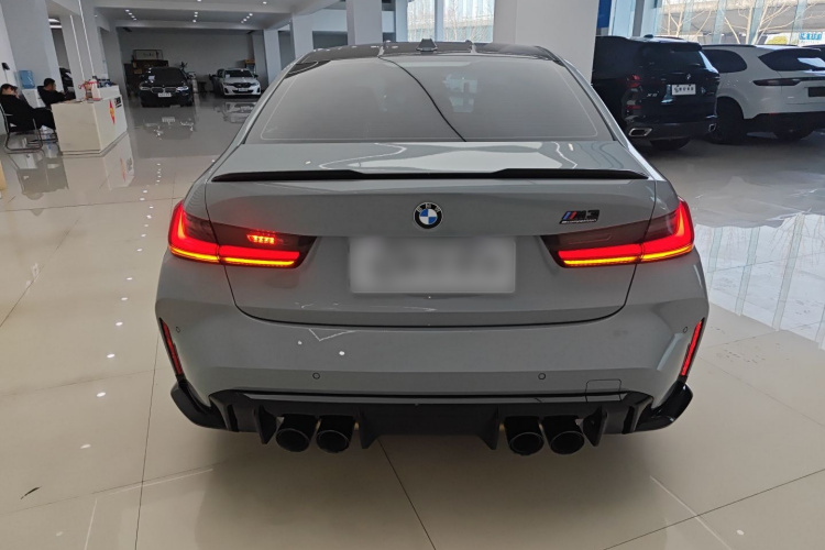 BMW M3 2024 immagine di auto #6