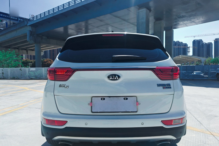 Kia KX5 2017 صورة سيارة #6