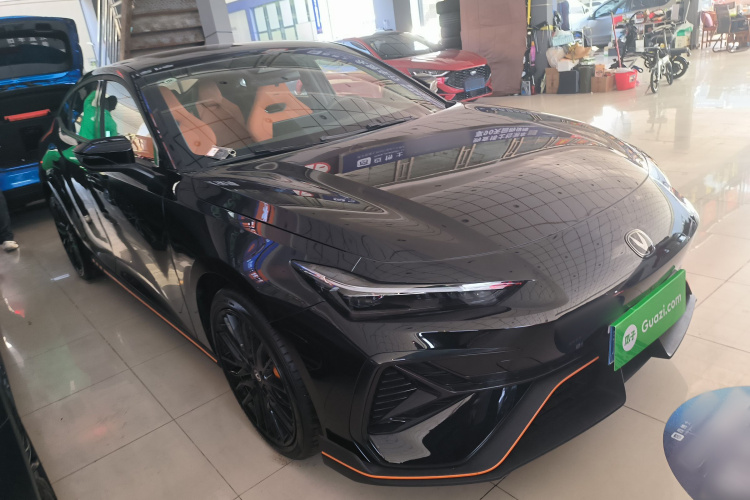 Changan UNI-V 2025 изображение автомобиля #6