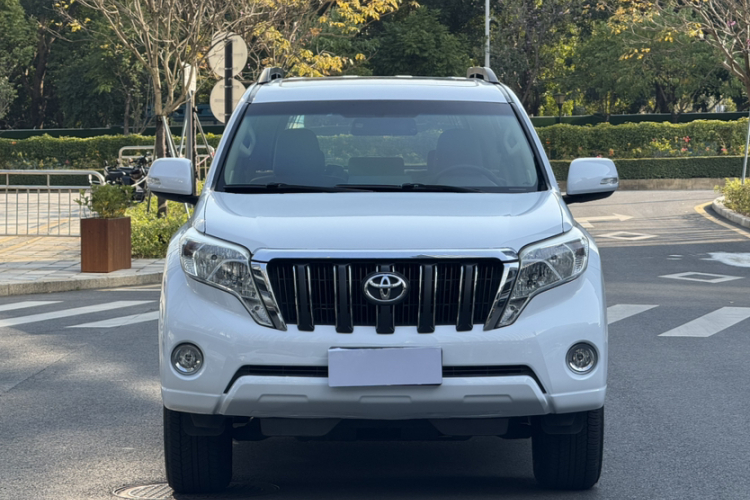 Toyota Land Cruiser Prado 2016 car image #6