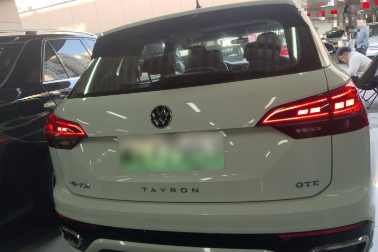 Volkswagen Tayron GTE 2022 car image #6