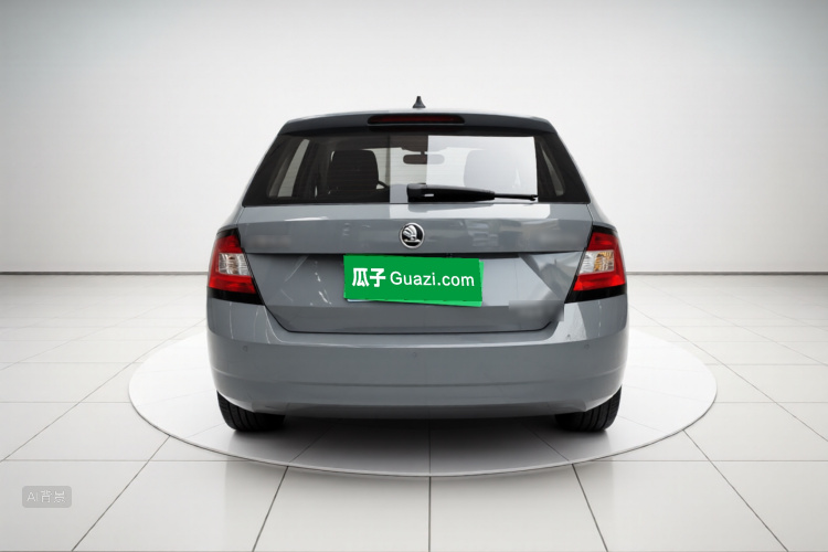 Skoda Fabia 2016 immagine di auto #6