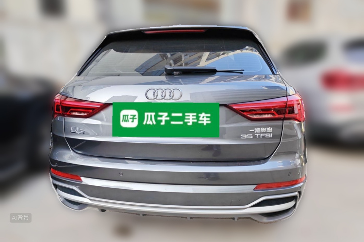 Audi Q3 2019 car image #6