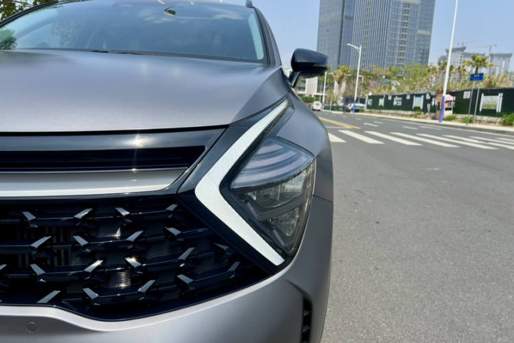 起亚 狮铂拓界 2022 汽车图片 #6