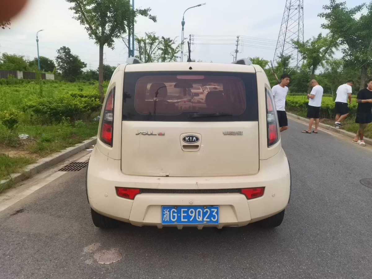 起亚 秀尔 2013 汽车图片 #6